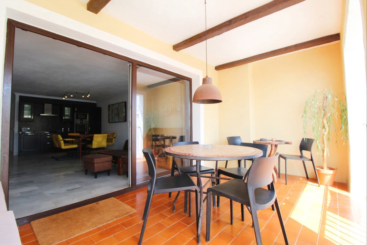 2 chambre Appartement à vendre à Puerto Banus - 495 000 € (Ref: 8692111)