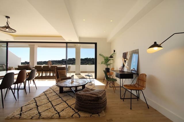 4 slaapkamer Penthouse te koop in Nueva Andalucia, Marbella met zwembad garage - € 2.750.000 (Ref: 8695877)