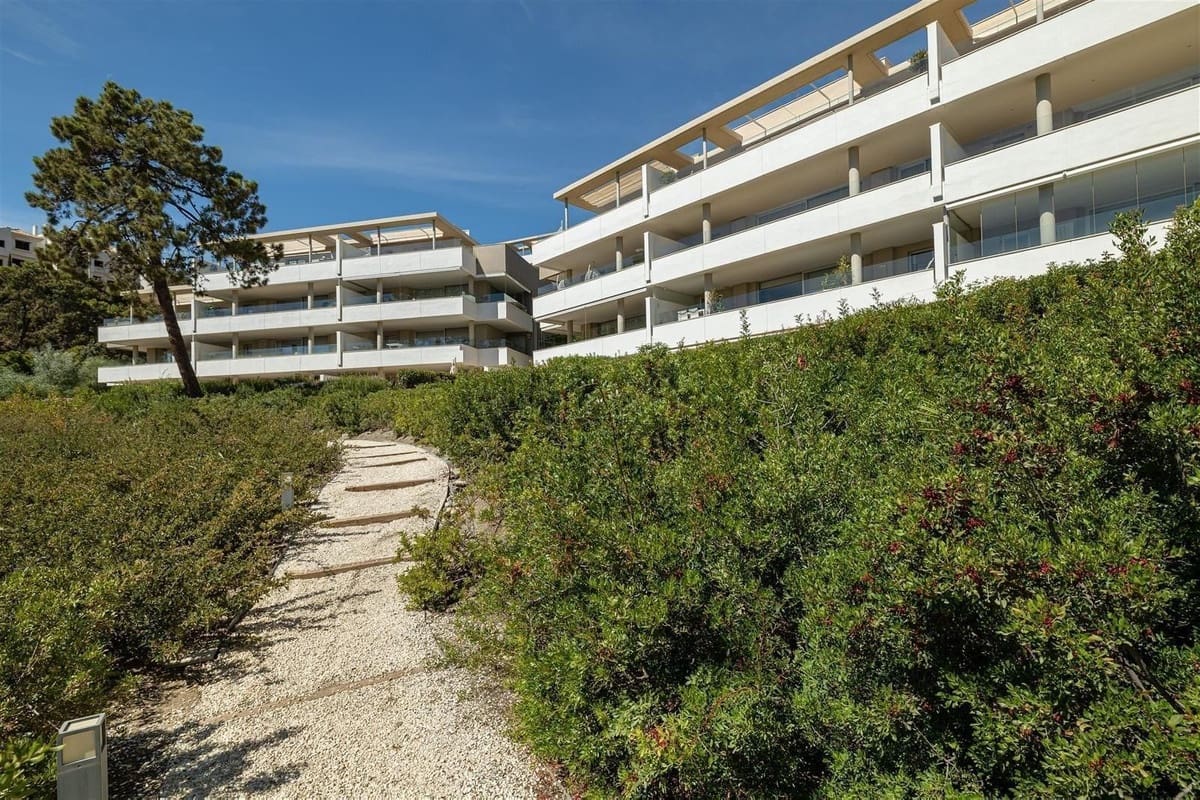 Apartamento de 3 habitaciones en Benahavís en venta con piscina garaje - 649.000 € (Ref: 8705703)