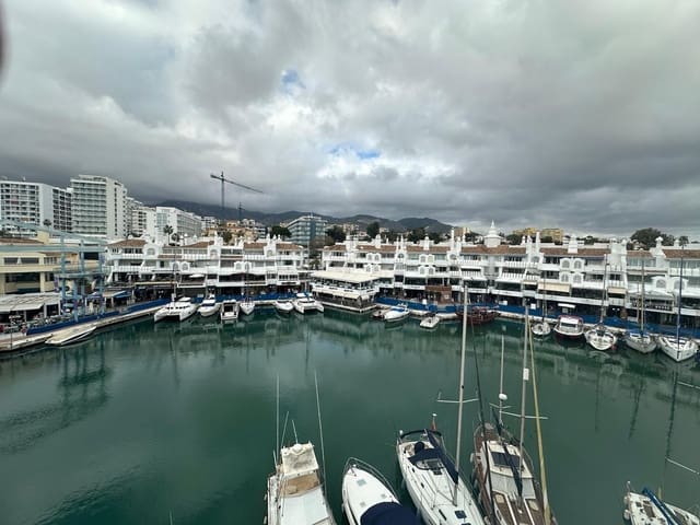 3 slaapkamer Penthouse te koop in Benalmadena Costa, Benalmádena met zwembad - € 745.000 (Ref: 8710802)