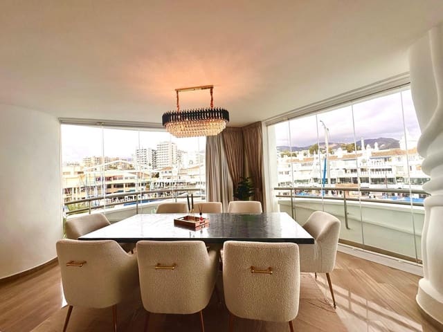 3 slaapkamer Penthouse te koop in Benalmadena Costa, Benalmádena met zwembad - € 745.000 (Ref: 8710802)