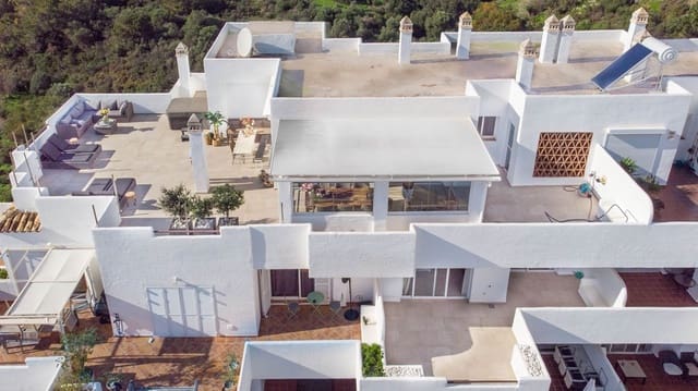 4 soverom Leilighet til salgs i Selwo, Estepona med svømmebasseng garasje - € 619 000 (Ref: 8725143)