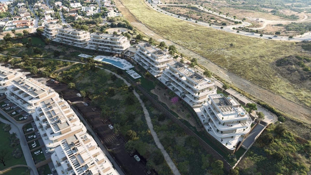 2 chambre Appartement à vendre à Estepona avec piscine garage - 539 000 € (Ref: 8730668)