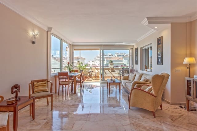 3 sypialnia Apartament na sprzedaż w Benalmádena z basenem garażem - 465 000 € (Ref: 8751708)
