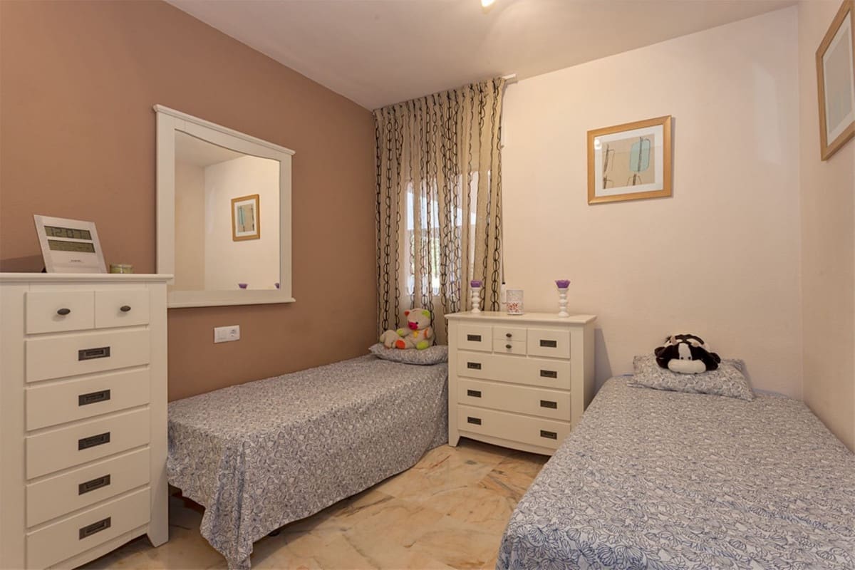 3 bedroom Apartment for sale in Benalmadena with pool garage - € 465,000 (Ref: 8751708)