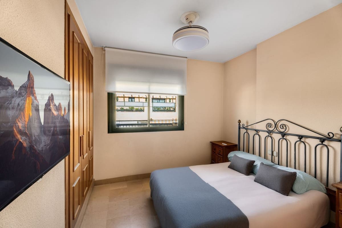 3 quarto Penthouse para venda em San Pedro de Alcantara com piscina garagem - 690 000 € (Ref: 8769055)