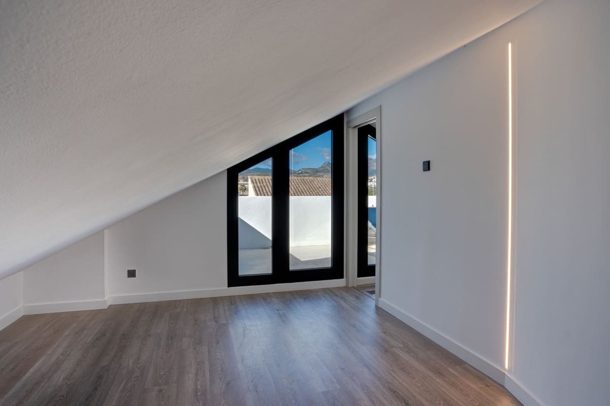 4 soverom Villa til salgs i Costalita med svømmebasseng garasje - € 1 895 000 (Ref: 8785912)