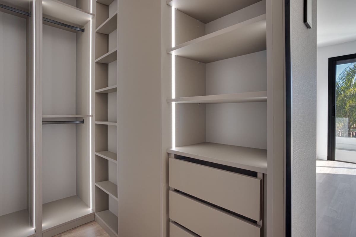 4 soverom Villa til salgs i Costalita med svømmebasseng garasje - € 1 895 000 (Ref: 8785912)