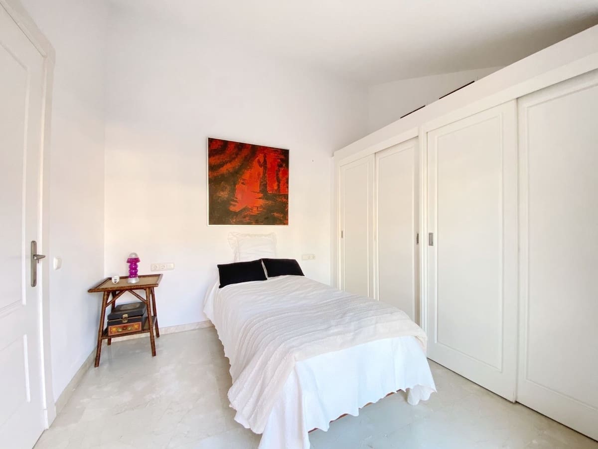 3 soverom Leilighet til salgs i Calahonda med svømmebasseng garasje - € 495 000 (Ref: 8807403)