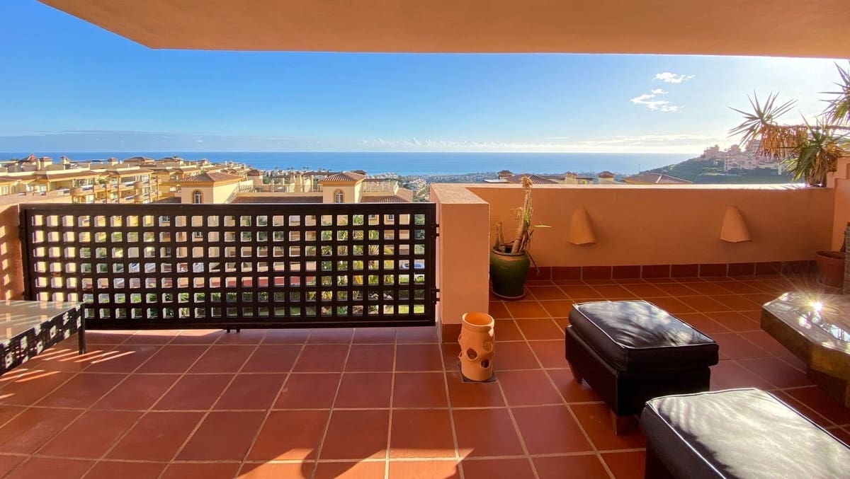 3 soverom Leilighet til salgs i Calahonda med svømmebasseng garasje - € 495 000 (Ref: 8807403)