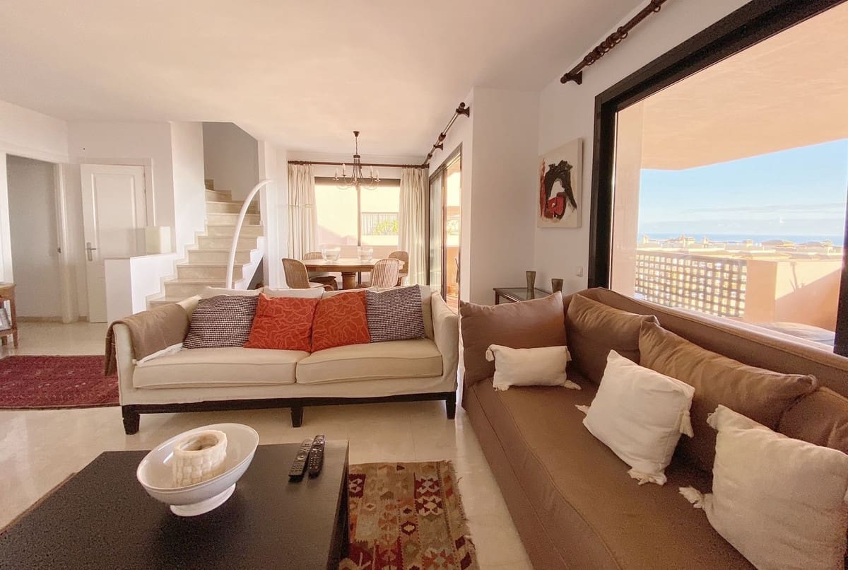 3 soverom Leilighet til salgs i Calahonda med svømmebasseng garasje - € 495 000 (Ref: 8807403)