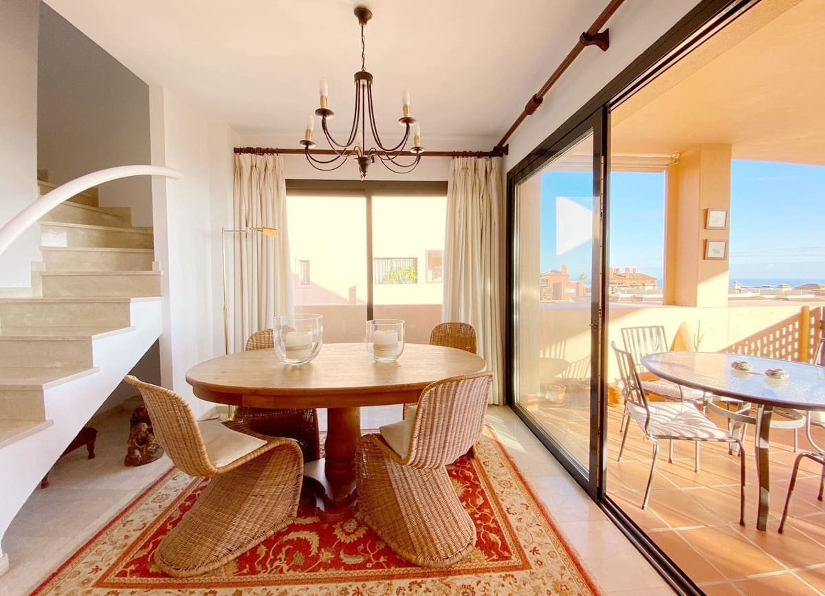 3 soverom Leilighet til salgs i Calahonda med svømmebasseng garasje - € 495 000 (Ref: 8807403)