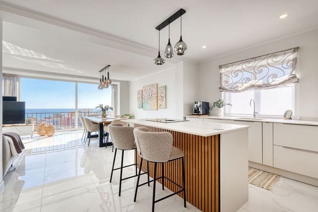 3 soverom Villa til salgs i Fuengirola med svømmebasseng garasje - € 999 000 (Ref: 8807504)