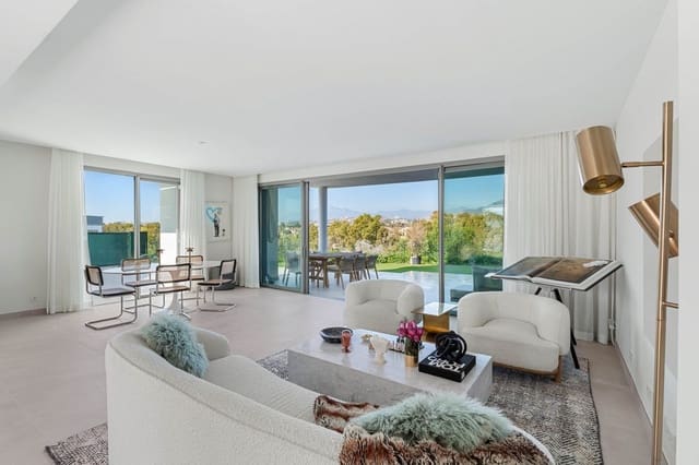 3 sypialnia Dom blizniak na sprzedaż w Guadalmina Alta, Marbella z basenem garażem - 1 295 000 € (Ref: 8850110)