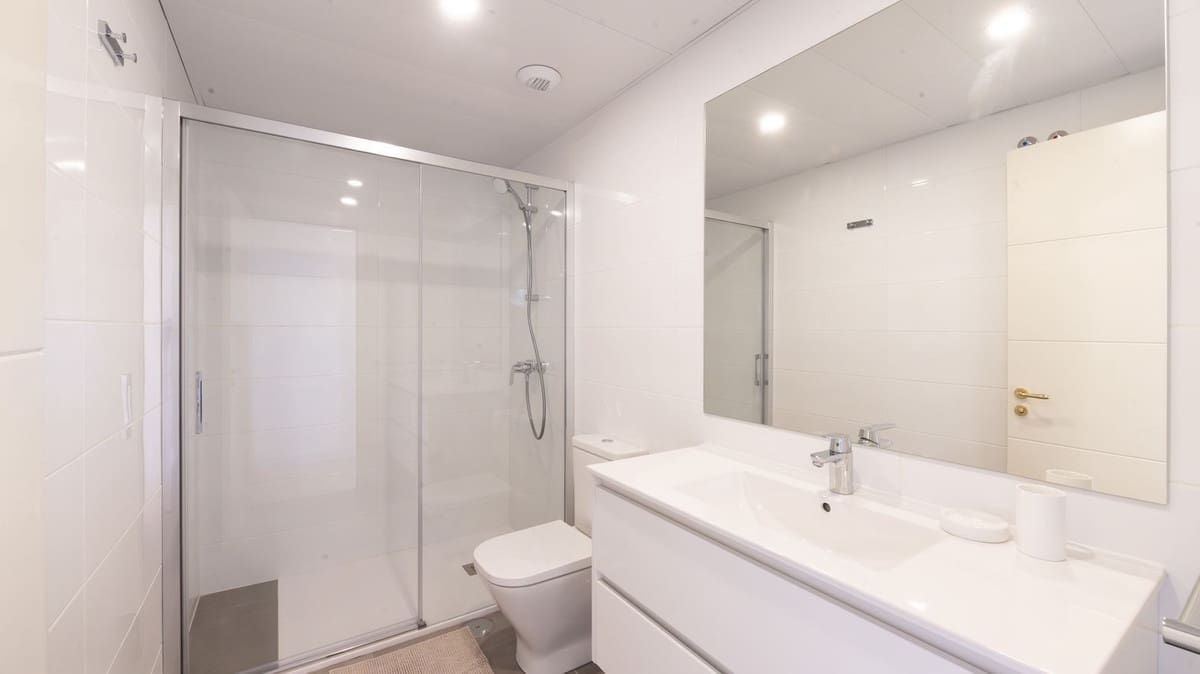 3 bedroom Apartment for sale in Benalmadena with pool garage - € 793,000 (Ref: 8850112)