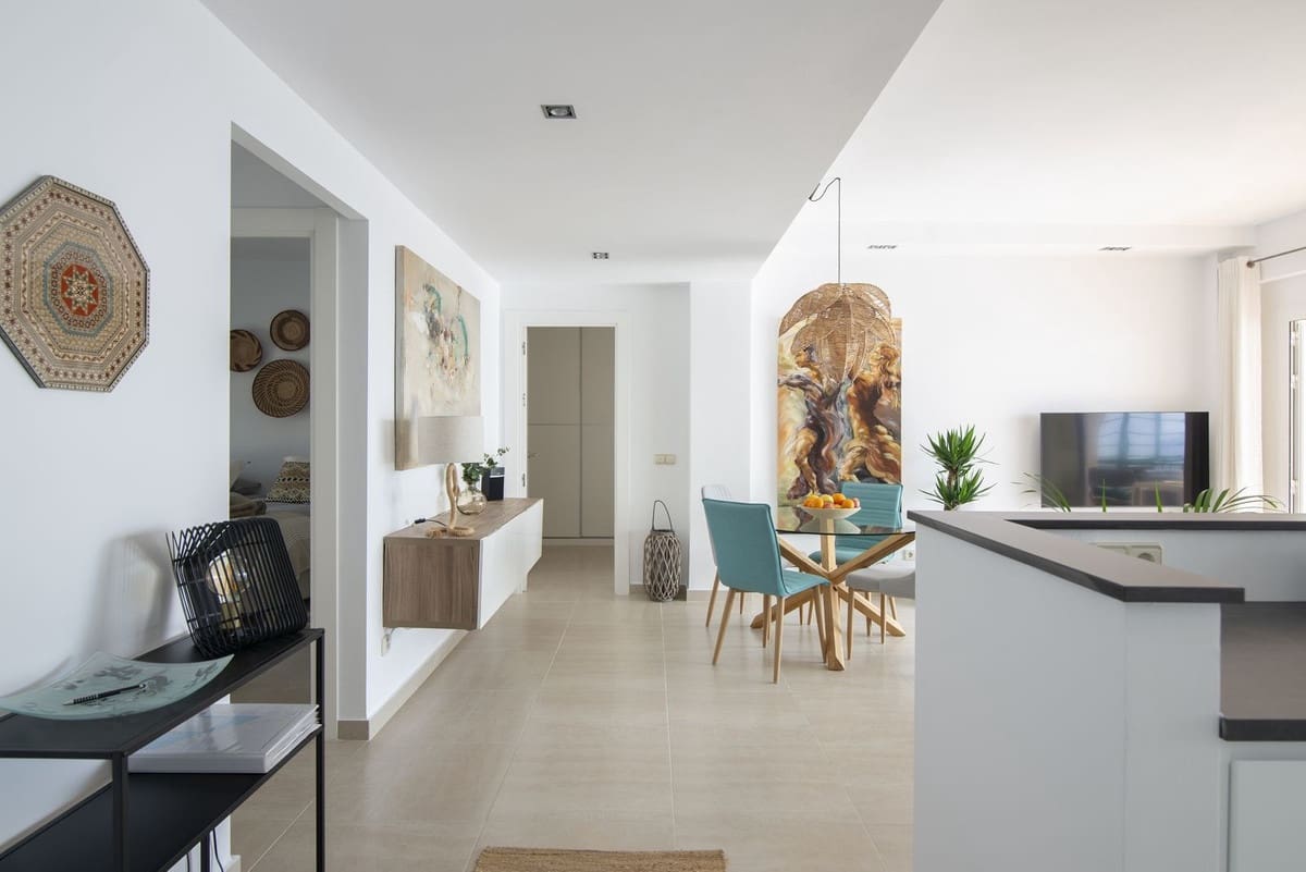 2 soverom Penthouse til salgs i Fuengirola med garasje - € 620 000 (Ref: 8866490)