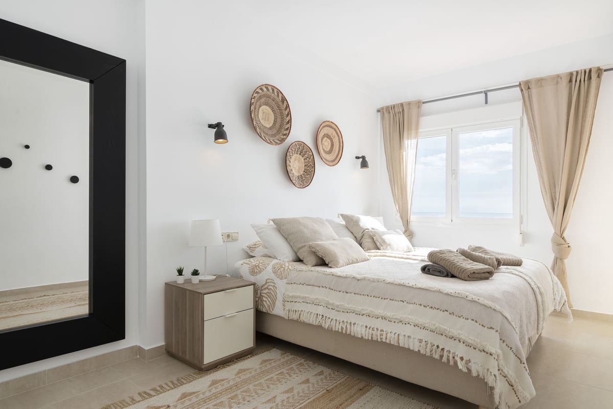 2 soverom Penthouse til salgs i Fuengirola med garasje - € 620 000 (Ref: 8866490)