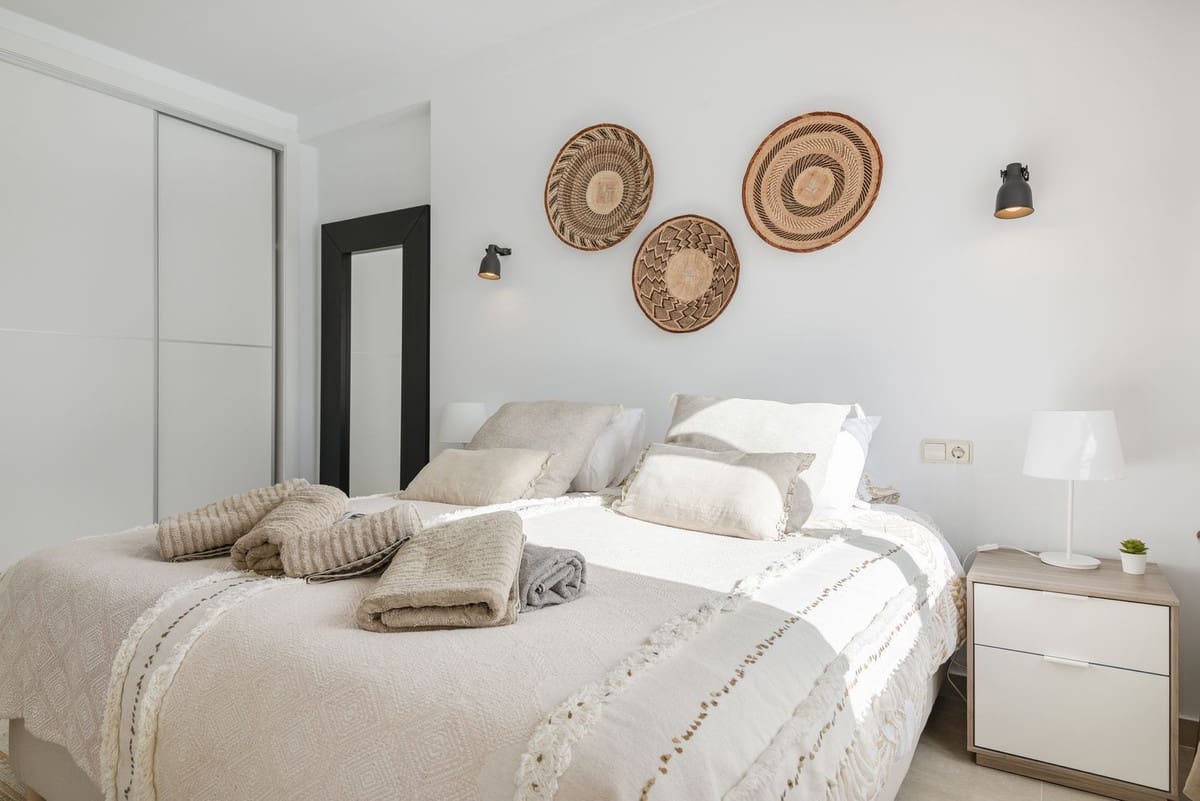 2 soverom Penthouse til salgs i Fuengirola med garasje - € 620 000 (Ref: 8866490)