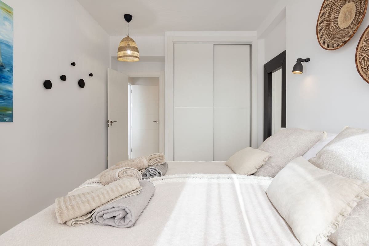 2 soverom Penthouse til salgs i Fuengirola med garasje - € 620 000 (Ref: 8866490)