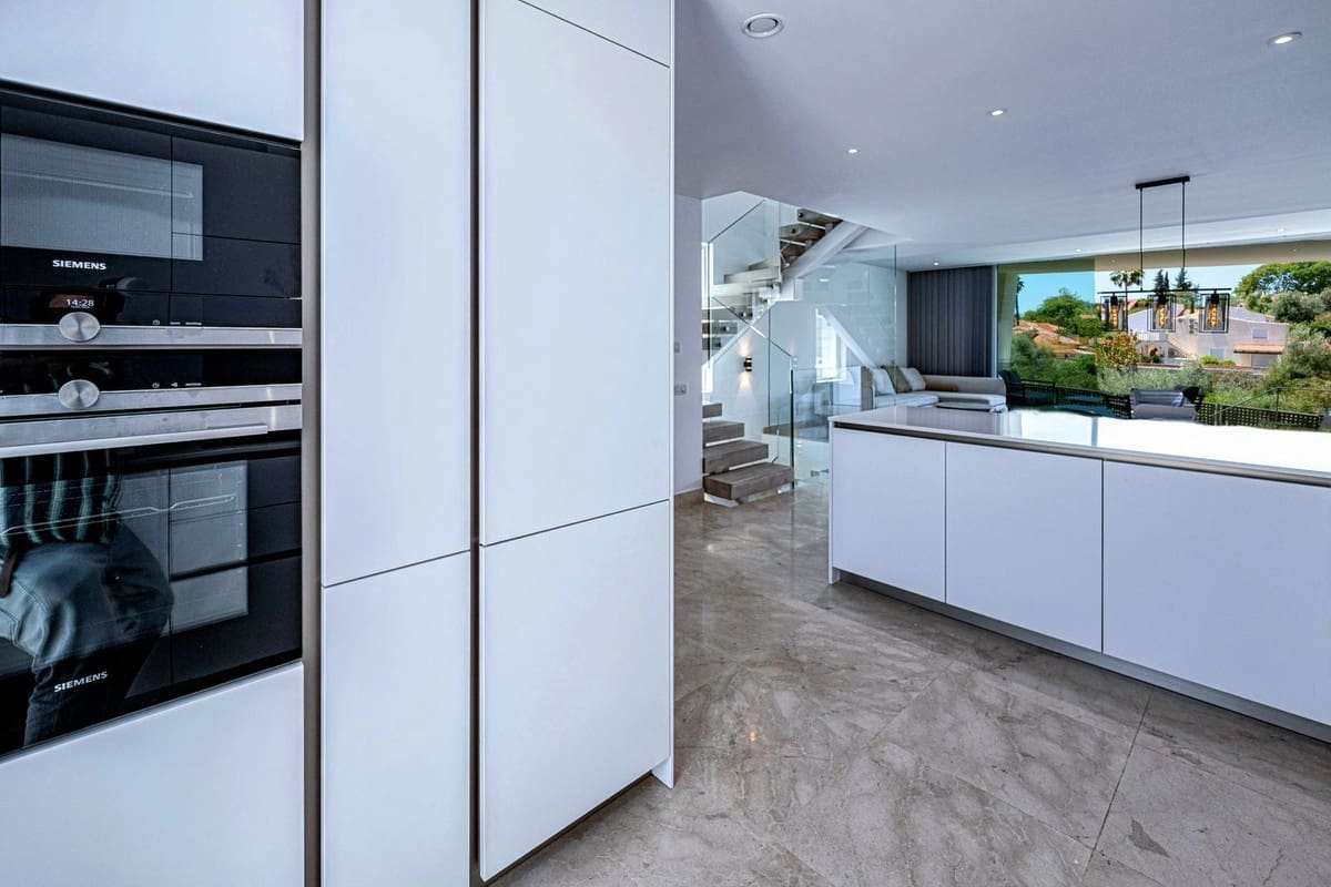 4 soveværelse Byhus til salg i Rio Real med swimmingpool garage - € 1.250.000 (Ref: 8881068)