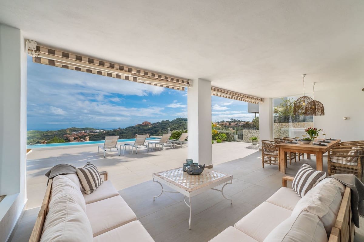 5 soverom Villa til salgs i La Mairena med svømmebasseng garasje - € 2 195 000 (Ref: 8891604)