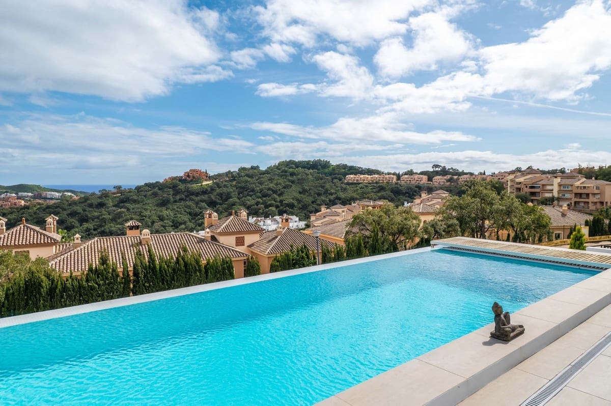 5 soverom Villa til salgs i La Mairena med svømmebasseng garasje - € 2 195 000 (Ref: 8891604)