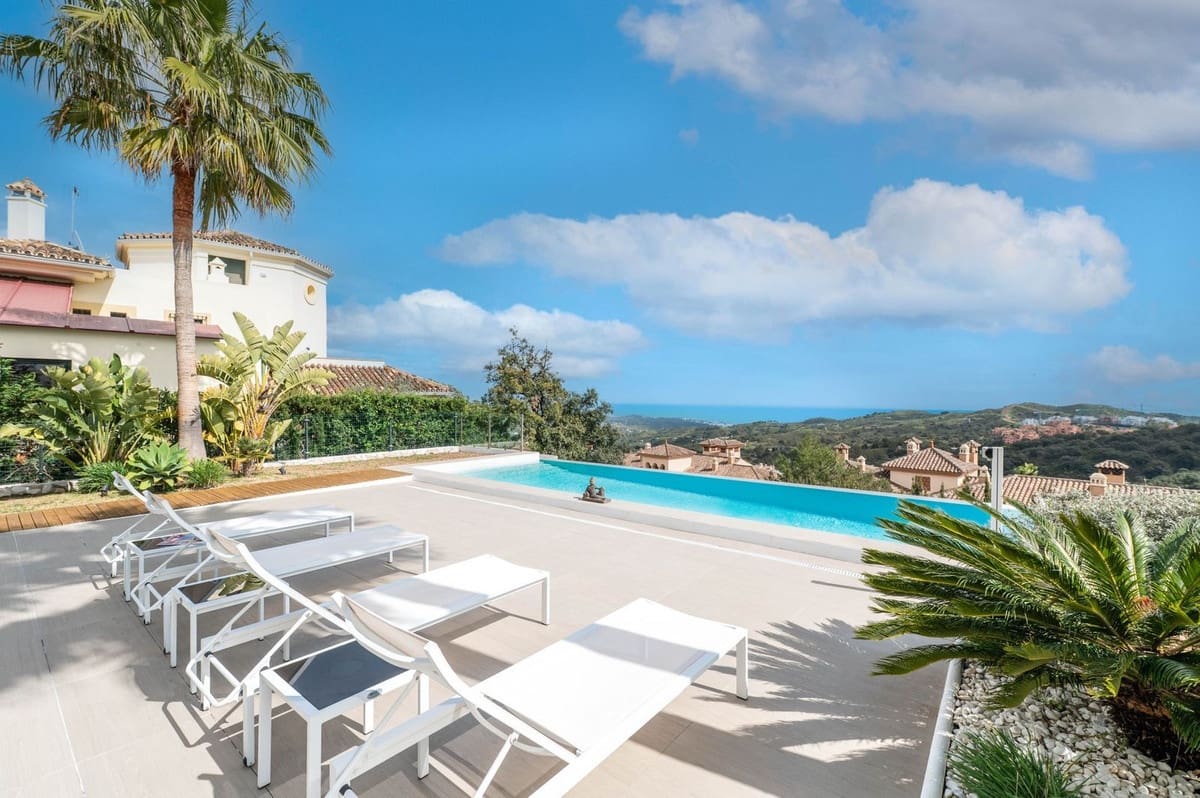 5 soverom Villa til salgs i La Mairena med svømmebasseng garasje - € 2 195 000 (Ref: 8891604)