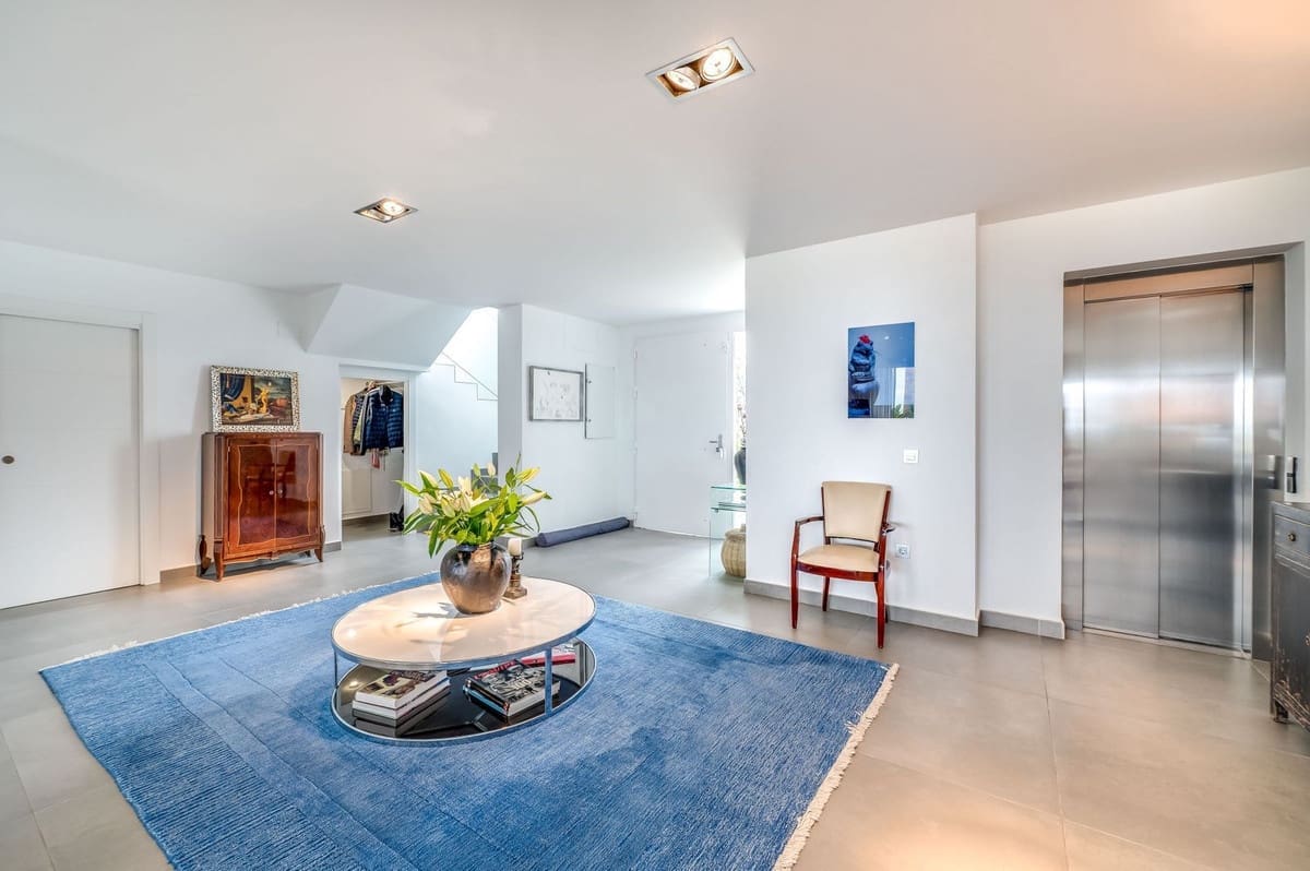 5 soverom Villa til salgs i La Mairena med svømmebasseng garasje - € 2 195 000 (Ref: 8891604)