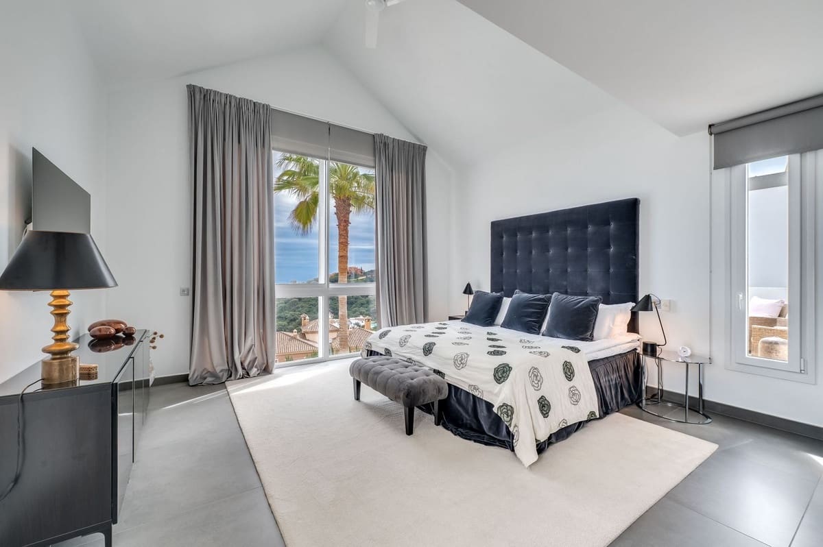 5 soverom Villa til salgs i La Mairena med svømmebasseng garasje - € 2 195 000 (Ref: 8891604)