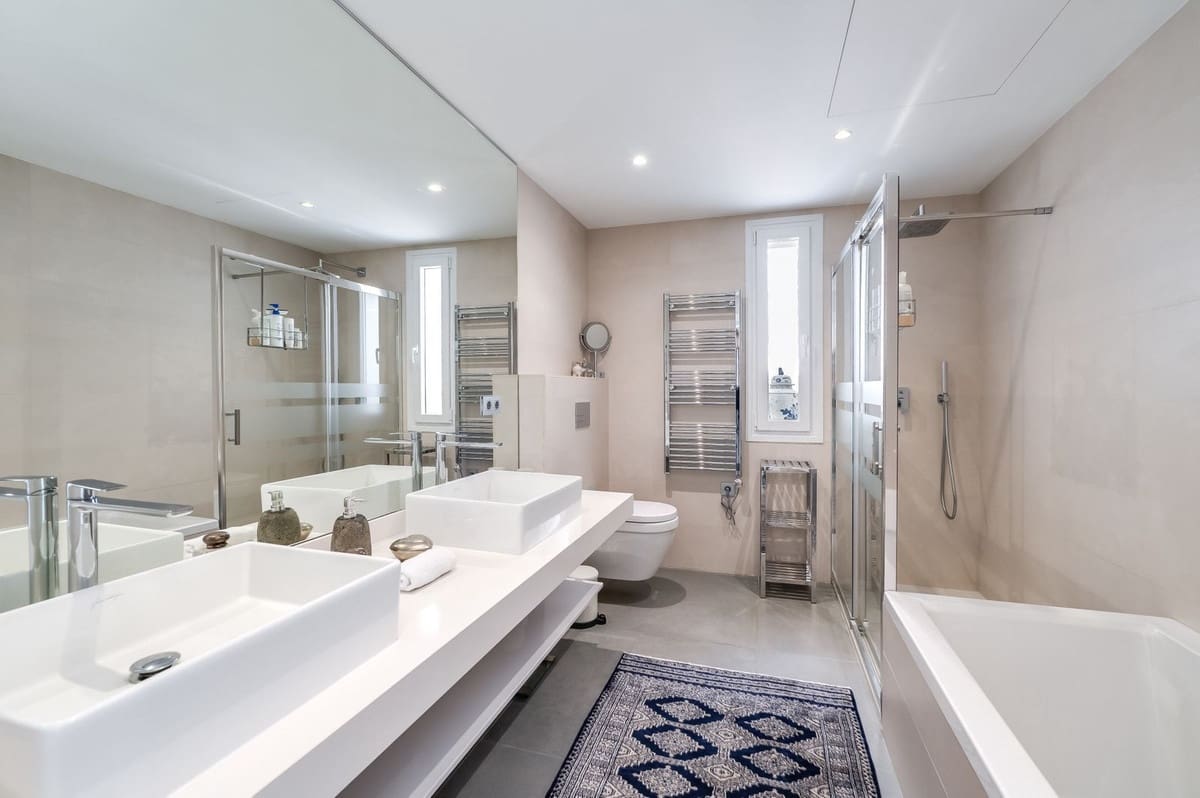 5 soverom Villa til salgs i La Mairena med svømmebasseng garasje - € 2 195 000 (Ref: 8891604)