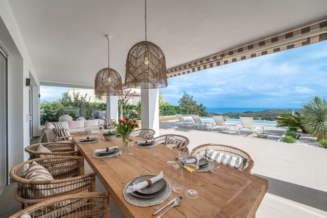 5 sypialnia Willa na sprzedaż w La Mairena, Ojen z basenem garażem - 2 195 000 € (Ref: 8891604)