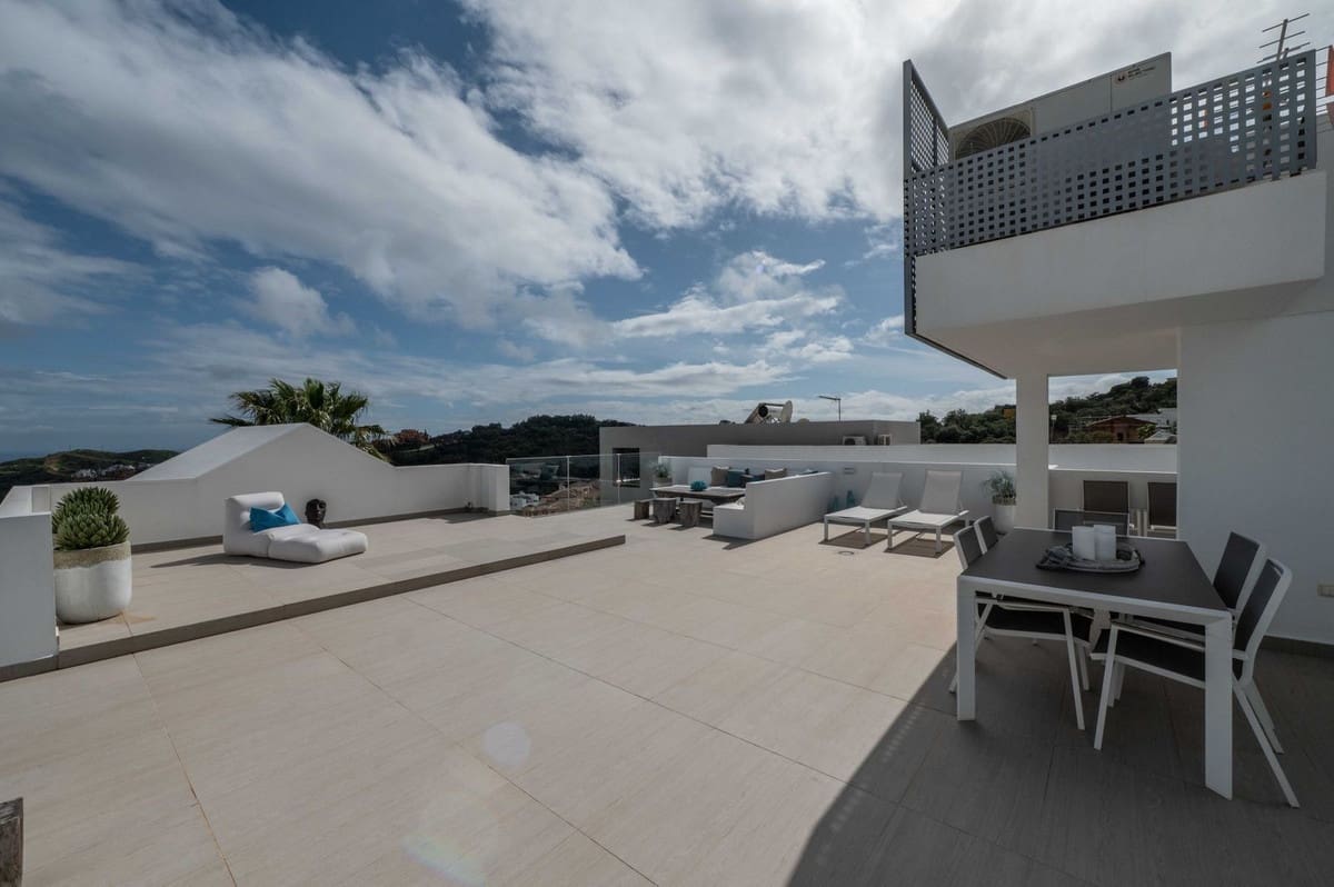 5 soverom Villa til salgs i La Mairena med svømmebasseng garasje - € 2 195 000 (Ref: 8891604)