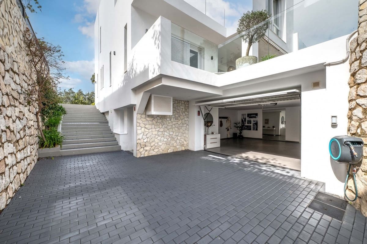 5 soverom Villa til salgs i La Mairena med svømmebasseng garasje - € 2 195 000 (Ref: 8891604)