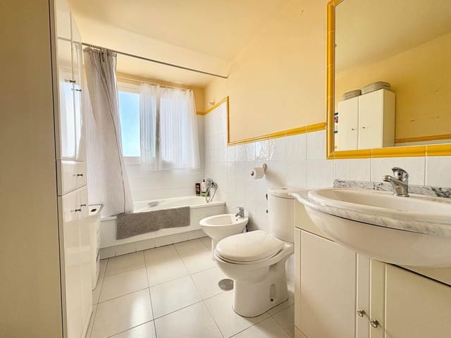 3 slaapkamer Penthouse te koop in Riviera del Sol, Mijas met zwembad garage - € 329.000 (Ref: 8891745)