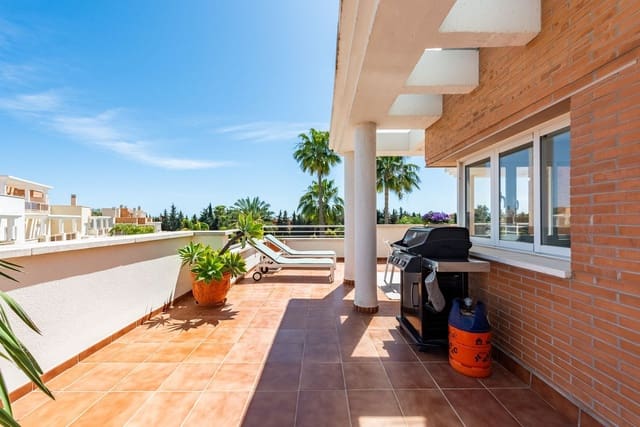 4 soverom Leilighet til salgs i New Golden Mile, Estepona med svømmebasseng garasje - € 595 000 (Ref: 8923317)