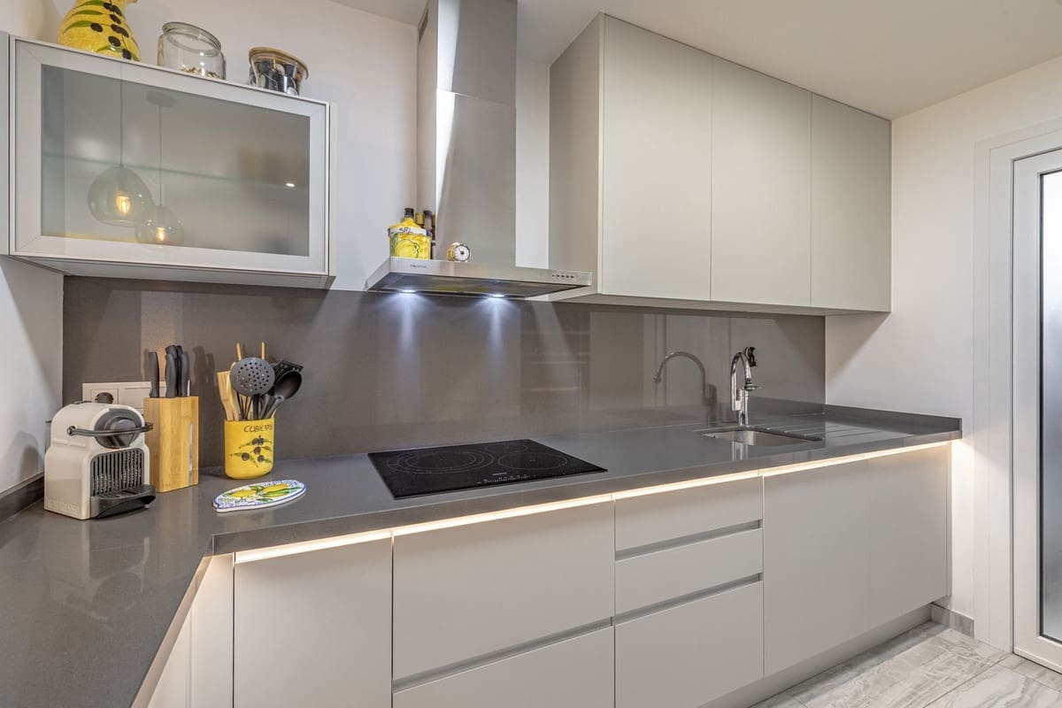 2 soverom Leilighet til salgs i Cancelada med svømmebasseng garasje - € 629 000 (Ref: 8931147)