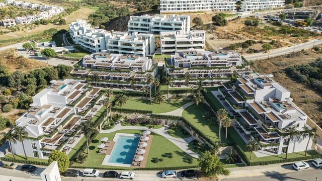 2 quarto Apartamento para venda em Estepona com piscina garagem - 445 000 € (Ref: 8936274)