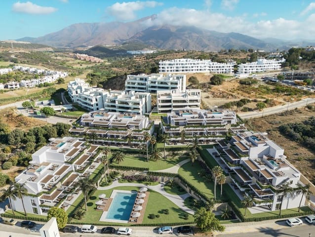 2 quarto Apartamento para venda em Estepona com piscina garagem - 445 000 € (Ref: 8936274)