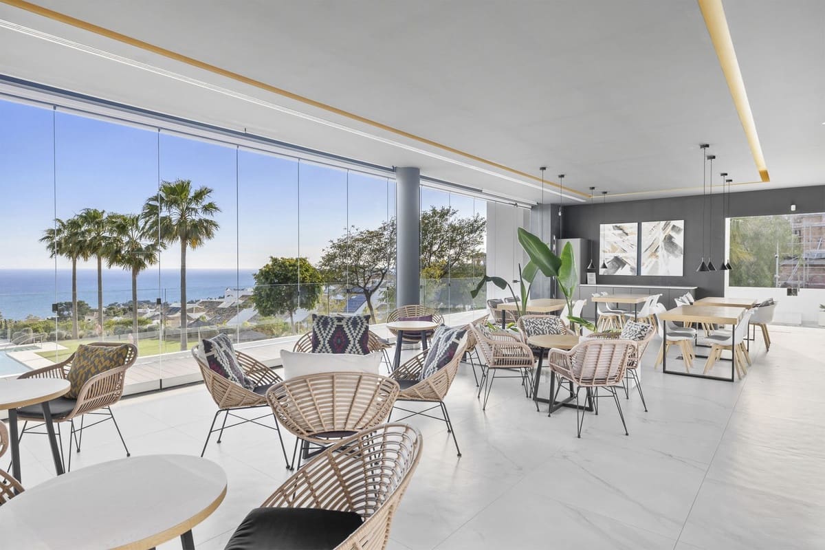 3 soverom Villa til salgs i Benalmadena med svømmebasseng garasje - € 1 200 000 (Ref: 8940759)