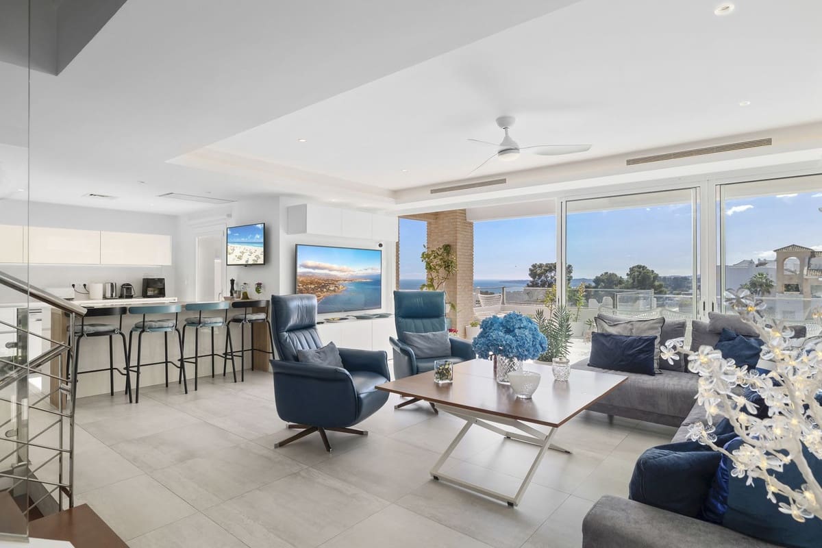 3 chambre Villa/Maison à vendre à Benalmadena avec piscine garage - 1 200 000 € (Ref: 8940759)