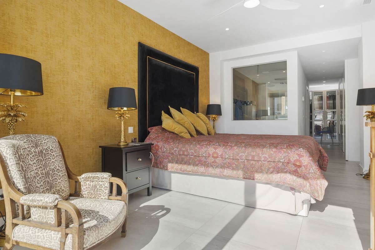 3 chambre Villa/Maison à vendre à Benalmadena avec piscine garage - 1 200 000 € (Ref: 8940759)