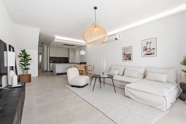 3 soveværelse Byhus til salg i Nueva Andalucia, Marbella med swimmingpool garage - € 775.000 (Ref: 8945620)