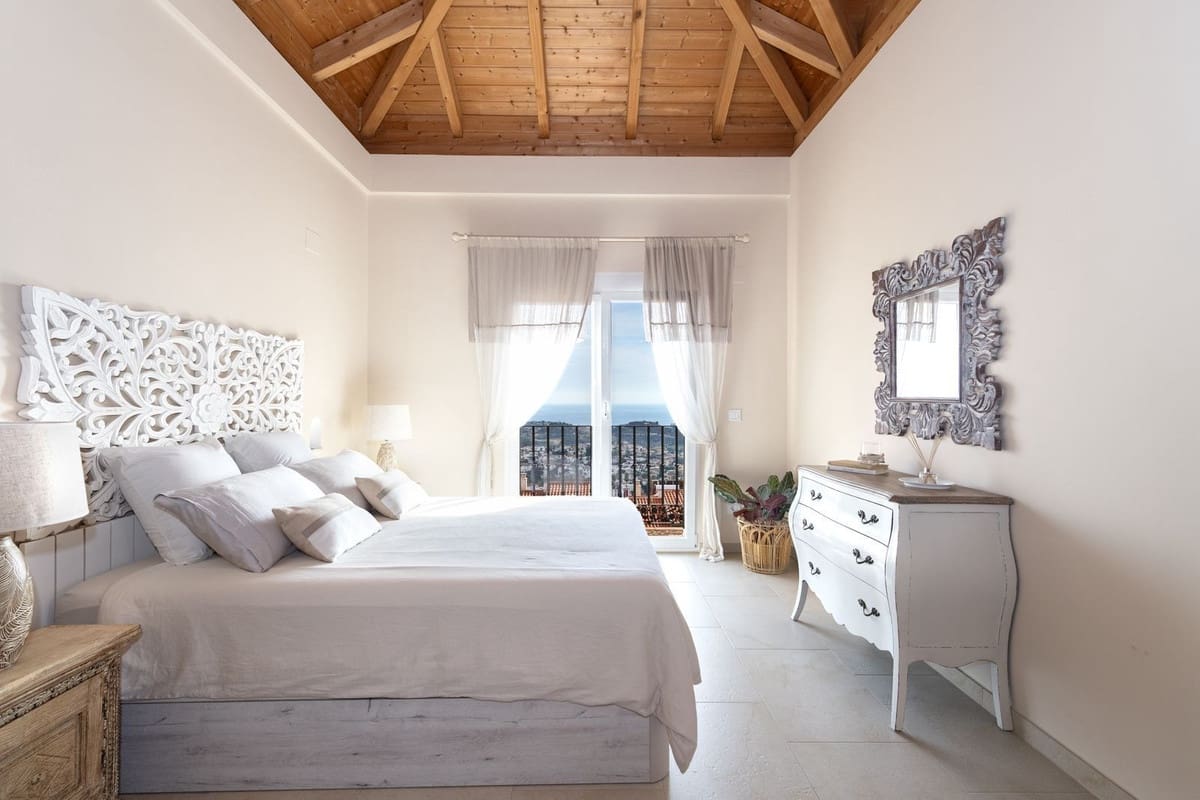 4 soverom Villa til salgs i Benalmadena med svømmebasseng garasje - € 1 090 000 (Ref: 8981878)