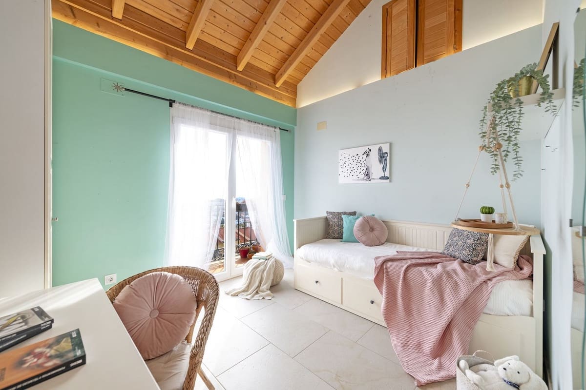 4 soverom Villa til salgs i Benalmadena med svømmebasseng garasje - € 1 090 000 (Ref: 8981878)