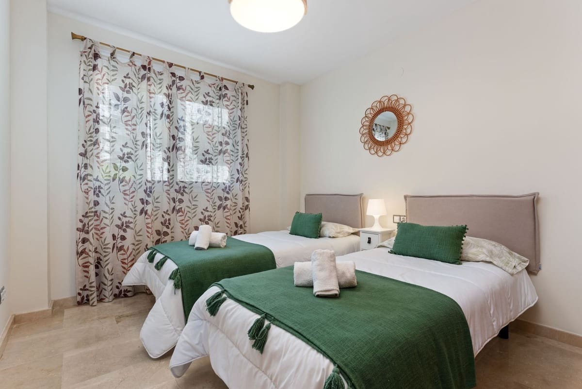 2 bedroom Apartment for sale in Bahia de Casares with pool garage - € 340,000 (Ref: 8989665)