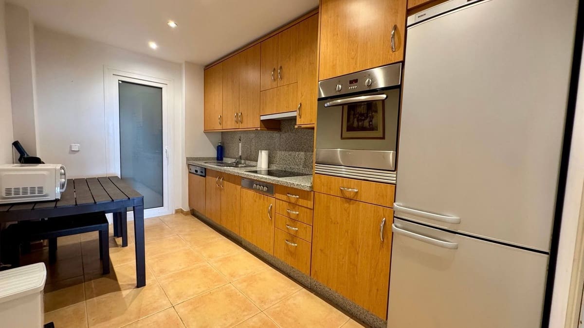 2 bedroom Apartment for sale in Nueva Andalucia with pool garage - € 585,000 (Ref: 9000412)