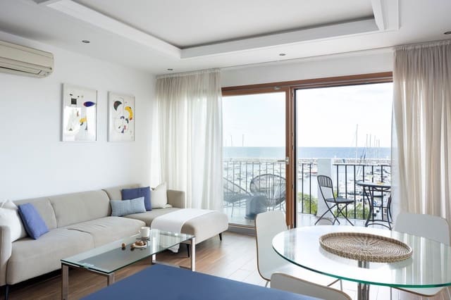 2 soveværelse Lejlighed til salg i Puerto Banus, Marbella - € 870.000 (Ref: 9002316)