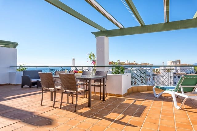 2 bedroom Apartment for sale in Calahonda, Mijas with pool garage - € 1,100,000 (Ref: 9061621)
