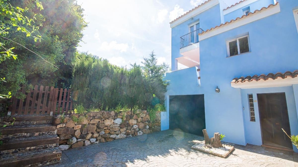 3 bedroom Townhouse for sale in La Duquesa / Puerto de la Duquesa with pool garage - € 339,000 (Ref: 9074006)