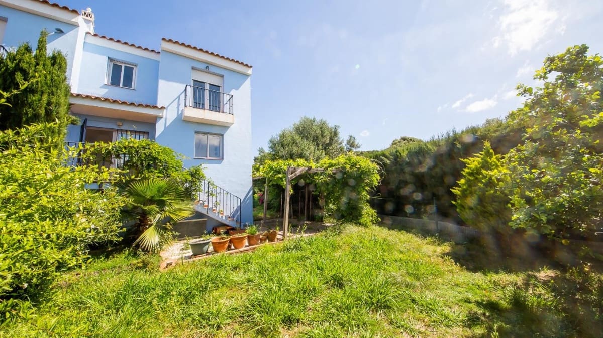 3 bedroom Townhouse for sale in La Duquesa / Puerto de la Duquesa with pool garage - € 339,000 (Ref: 9074006)